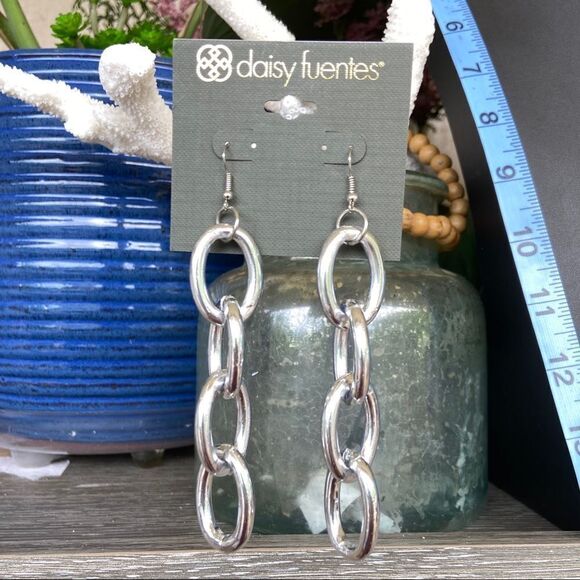 Silver Chai Link Daisy Fuentes Fashion Earrings $16ea / 3 for $25 - Picture 1 of 7